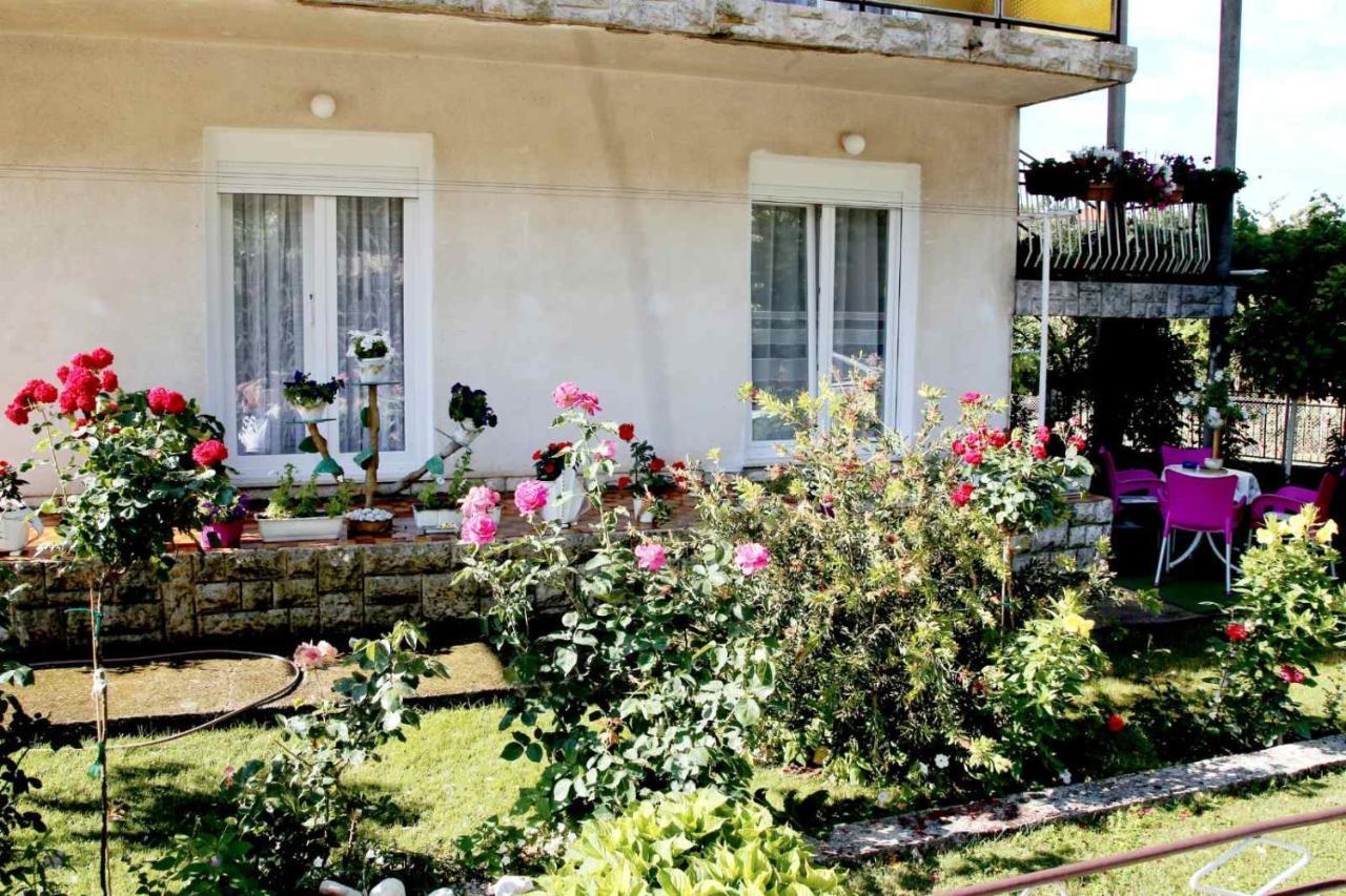 Cvijetna Oaza Apartman Trebinje Kültér fotó